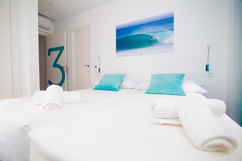 L'Boutique Tarifa Hotel Room photo